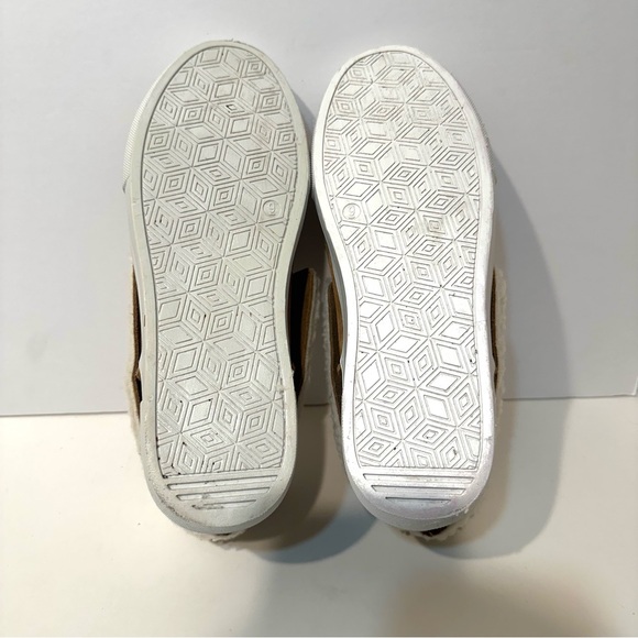 SERRA Suede Slip-On Shoes 9 - Picture 8 of 9